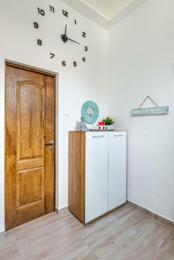 Central Kira Apartment Budapest Exterior photo