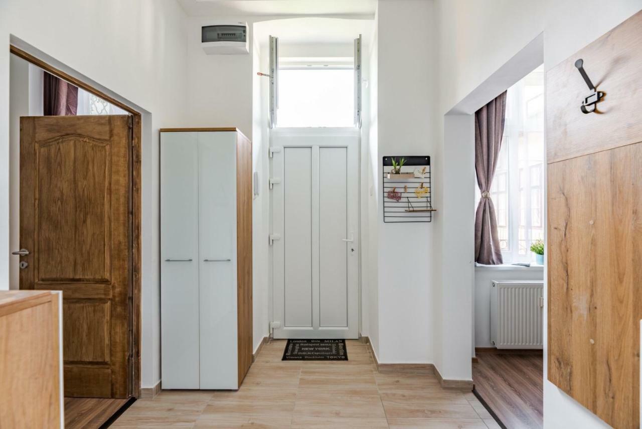 Central Kira Apartment Budapest Exterior photo